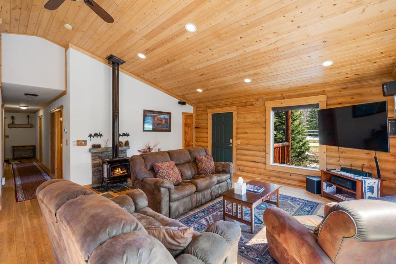 Lazy Fox Cabin West Yellowstone Εξωτερικό φωτογραφία