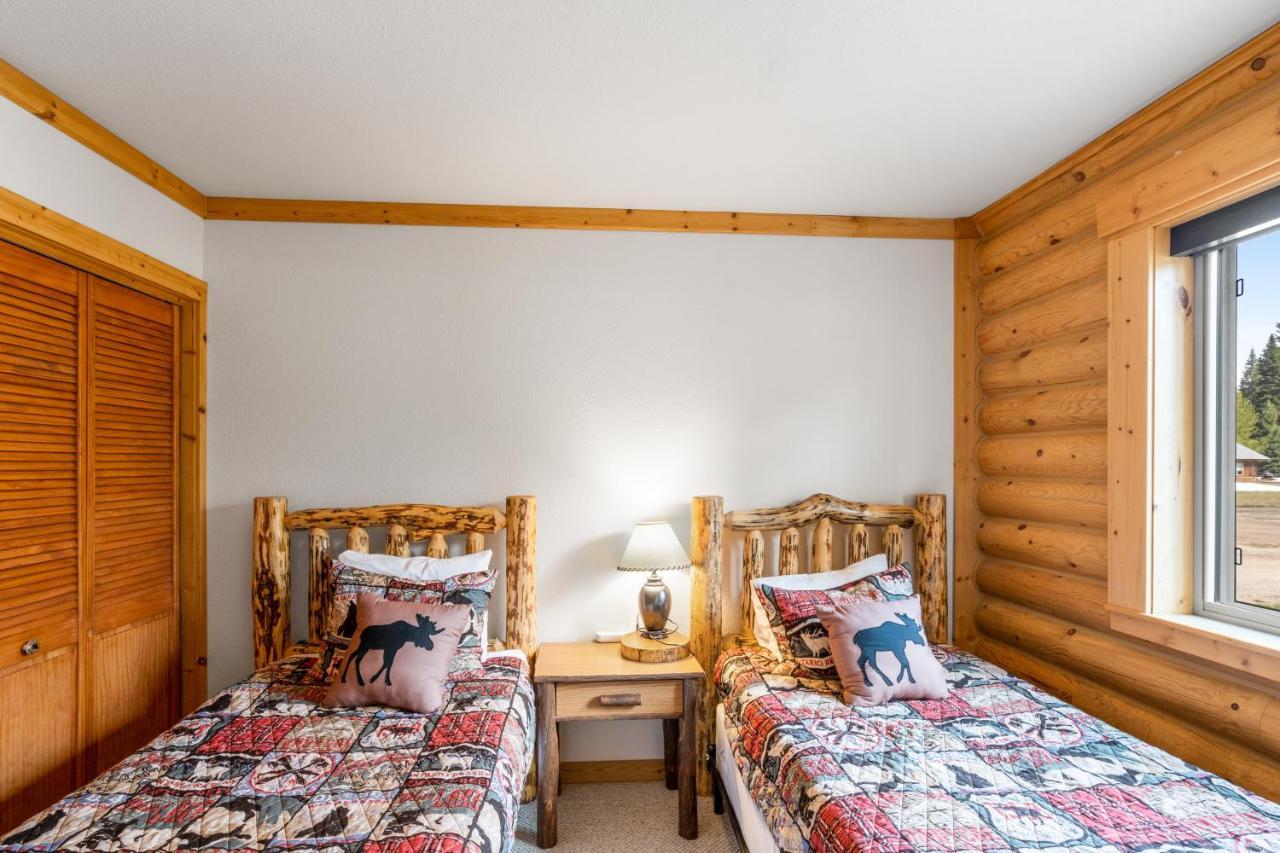 Lazy Fox Cabin West Yellowstone Εξωτερικό φωτογραφία