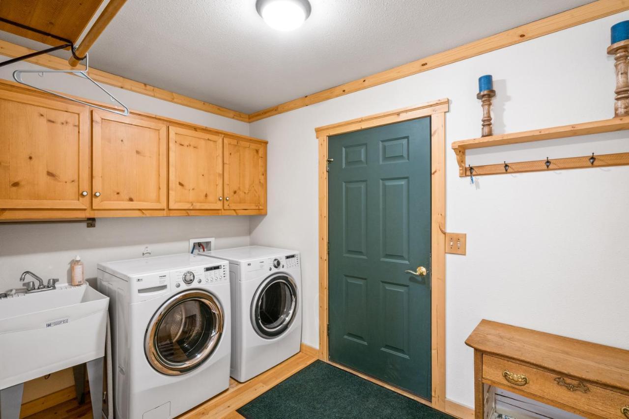 Lazy Fox Cabin West Yellowstone Εξωτερικό φωτογραφία