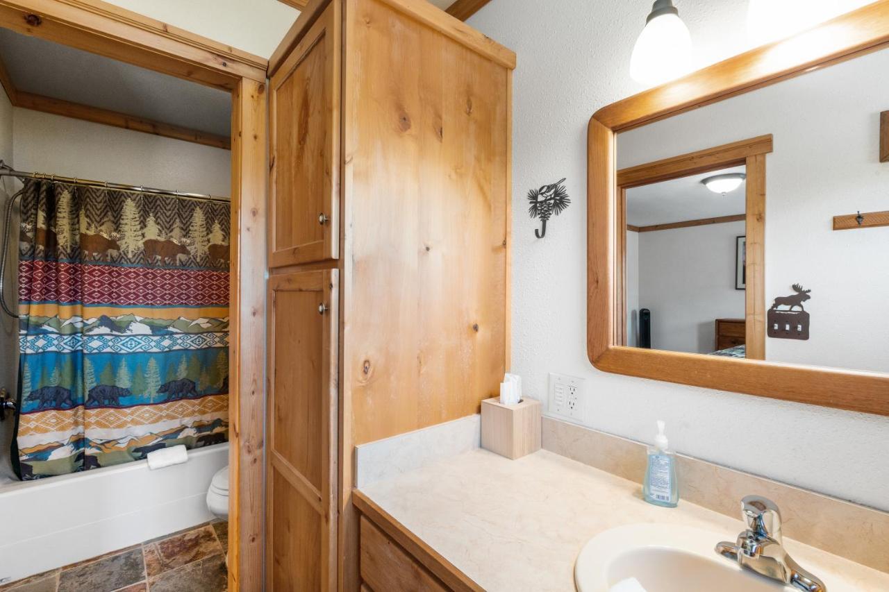 Lazy Fox Cabin West Yellowstone Εξωτερικό φωτογραφία
