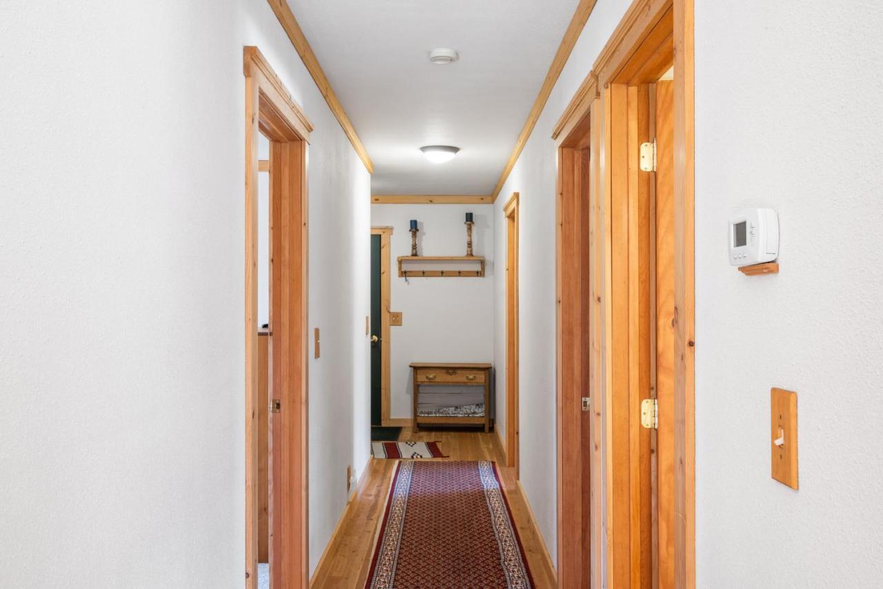 Lazy Fox Cabin West Yellowstone Εξωτερικό φωτογραφία