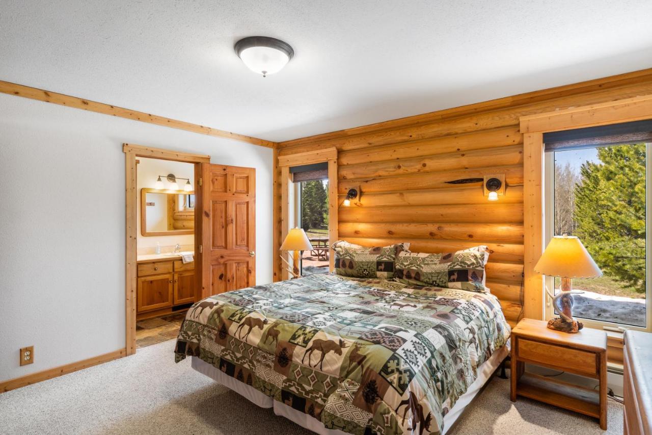 Lazy Fox Cabin West Yellowstone Εξωτερικό φωτογραφία